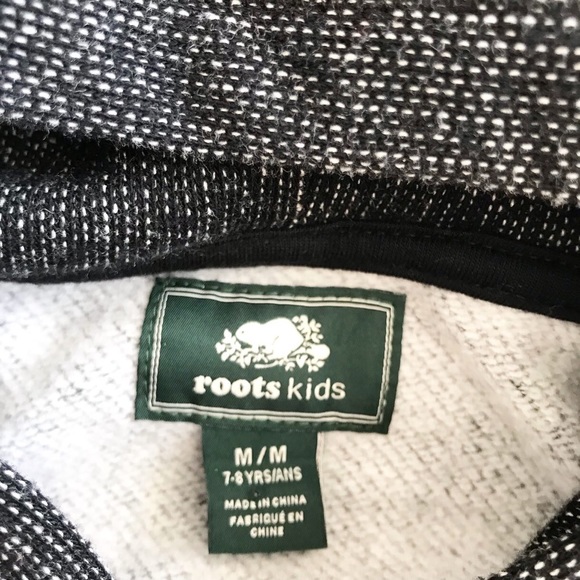 Roots raglan kangaroo pouch sweatshirt EUC 7-8Y - Picture 6 of 7